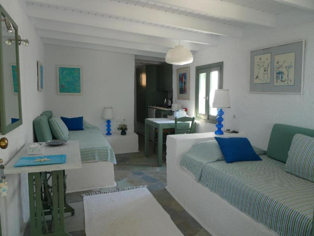 Niriides Resort Gytheio Rum bild
